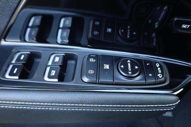 KIA e-Niro DynamicPlusLine 64 kWh LEER STOEL/STUURVERW. STOELVENTILATIE CAMERA PANO CARPLAY ACC JBL-SOUND MERMORY LANE-ASSIST 2XPDC 17''LMV NAP ENZ. ENZ.