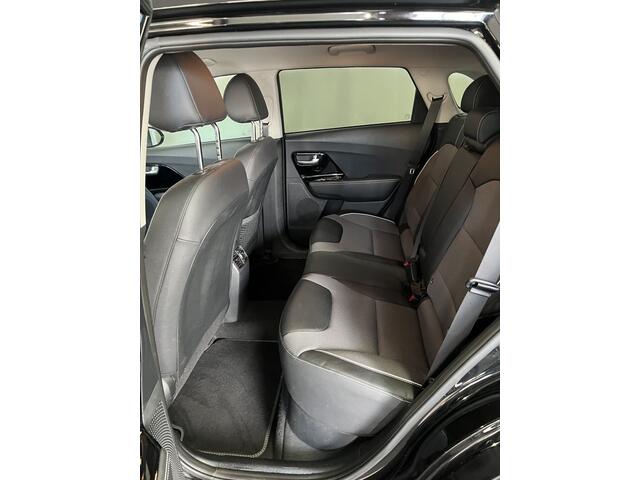 KIA e-Niro Edition 64 kWh 1E EIGN/ECC/3 FASE/100% SOH/TREKHAAK