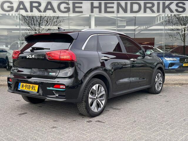 KIA e-Niro ExecutiveLine Sky 64 kWh | SOH: 96,1% | Schuifdak | Leder | Climate | Stoel&Stuur Verwarming | Memory Seat | Navi | Adaptive CC |