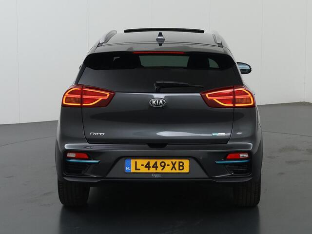 KIA e-Niro ExecutiveLine 64 kWh | SOH 97% | Panoramadak | Lederen Bekleding | JBL Audio | Dodehoekdetectie | Stoel/Stuurwielverwarming | Stoelventilatie | Elektrisch bedienbare bestuurdersstoel met geheugenfunctie