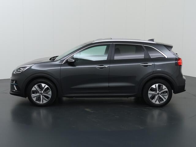 KIA e-Niro ExecutiveLine 64 kWh | SOH 97% | Panoramadak | Lederen Bekleding | JBL Audio | Dodehoekdetectie | Stoel/Stuurwielverwarming | Stoelventilatie | Elektrisch bedienbare bestuurdersstoel met geheugenfunctie