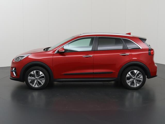 KIA e-Niro DynamicPlusLine 64 kWh | Trekhaak | Panoramadak | Stoel/Stuurwielverwarming | Adaptieve Cruise Control | Keyless Go | LED Koplampen |