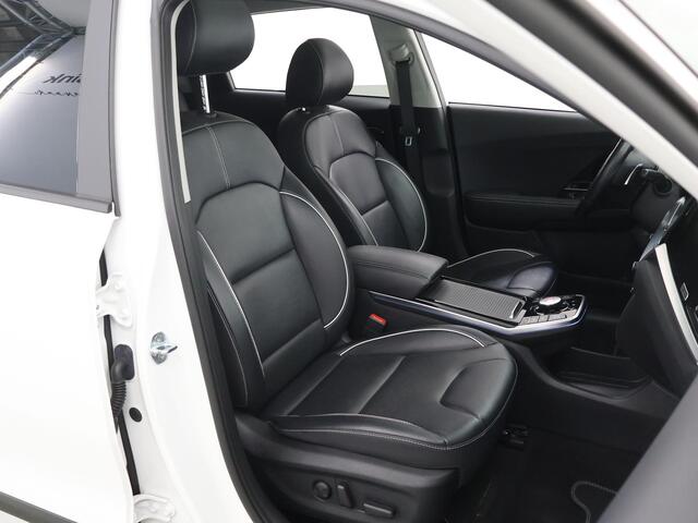 KIA e-Niro ExecutiveLine 64 kWh | Panoramadak | Stoel/Stuurwielverwarming | Adaptieve Cruise Control | Keyless Go | LED Koplampen |