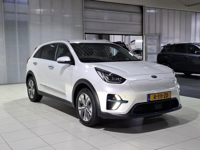 KIA e-Niro DynamicLine 64 kWh Apple Carplay/Android Auto, Navigatie, Camera.