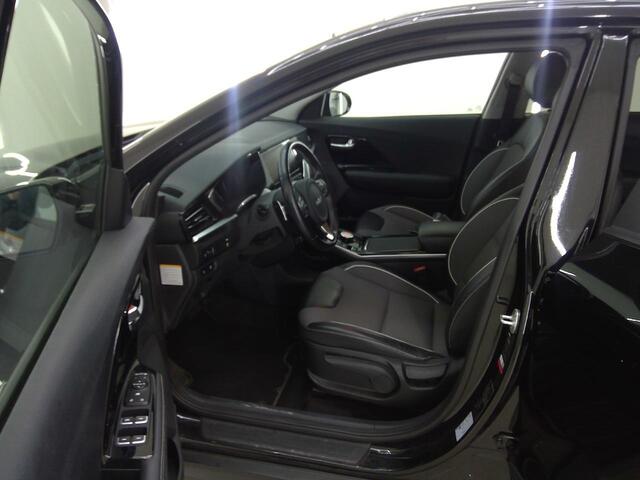 KIA e-Niro Edition 64 kWh 3-Fase | Leder/Stof | SOH 100% | Andriod Auto | Apple carplay