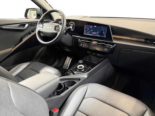 KIA e-Niro EV ExecutiveLine 64.8 kWh I Leder I Stoelkoeling/verwarming I Adaptive Cruise I Navi I Camera