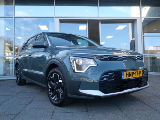 KIA e-Niro EV Light 64.8 kWh l Navigatie l Carplay l Camera | Adaptieve Cruise |