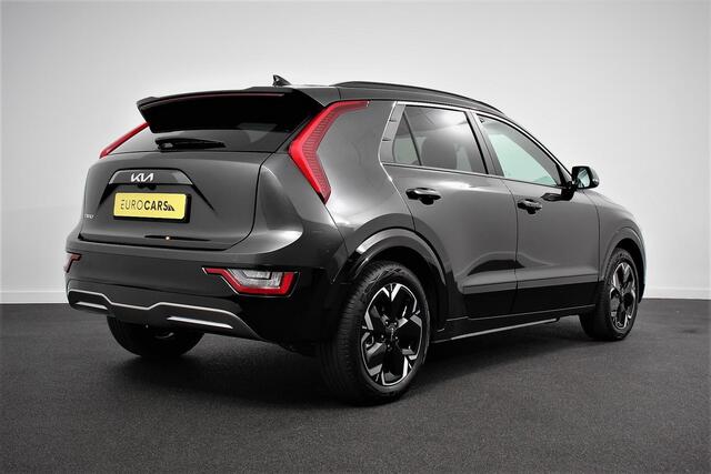 KIA e-Niro EV DynamicPlusLine 64.8 kWh Nieuw Model! | Navigatie | Half Leder | Schuif-kantel dak | Electrische bedienbare achterklep | DAB | Led | Camera