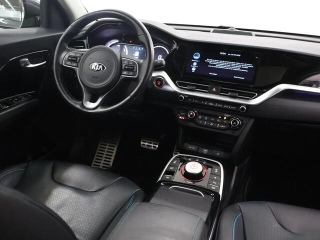 KIA e-Niro DynamicPlusLine 64 kWh | Panorama Schuifdak | Stoelventilatie/Verwarming | JBL | Stuurwielverwarming | Adaptieve Cruise Control | Keyless Go | LED Koplampen |