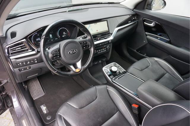 KIA e-Niro ExecutiveLine 64kWh 3 Fase SOH 96% Warmtepomp