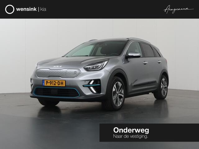 KIA e-Niro ExecutiveLine 64 kWh | Schuif/Kanteldak | Lederen Interieur | Ele,verstelbare stoelen | Apple CarPlay/Android Auto | Camera | DAB | Stoelverwarming/Koeling | Stuurverwarming | Adaptieve Cruise Control |