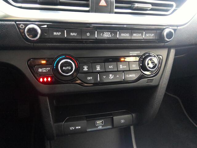 KIA e-Niro DynamicLine 64 kWh | Apple Carplay/Android | Warmtepomp | 100% SOH | Cruise control adaptie | Navi