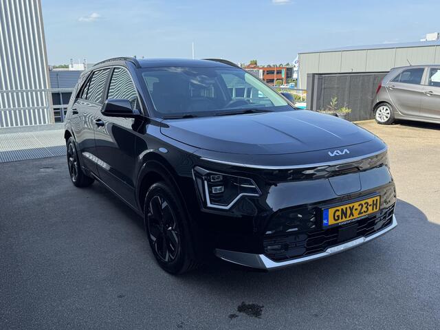 KIA e-Niro EV DynamicPlusLine 64.8 kWh Schuif/kanteldak, Elek. Bestuurdersstoel, Stoel- & Stuurwiel verwarmd, Lederen bekleding, BTW-auto