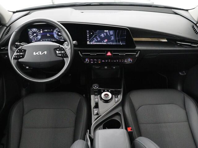 KIA e-Niro EV DynamicLine 64.8 kWh | Adaptive cruise | Half leder | Carplay | Full LED | Keyless | Sfeerverlichting | File Assistent | Camera | Navigatie | Parkeerhulp | Climate control