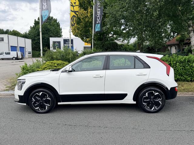 KIA e-Niro EV ComfortLine 64,8KWH 204PKoHalf-LederoCameraoACC