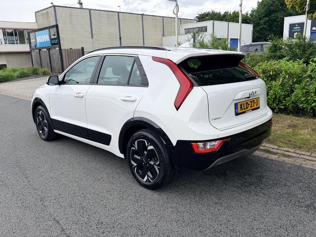 KIA e-Niro EV ComfortLine 64,8KWH 204PKoHalf-LederoCameraoACC