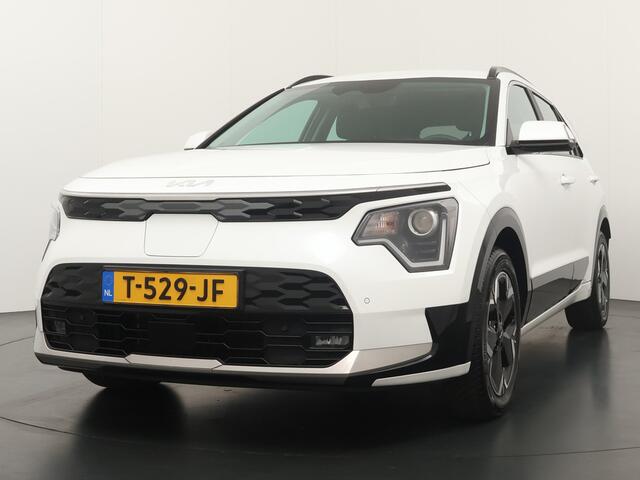 KIA e-Niro EV DynamicLine 64.8 kWh - Achteruitrij camera - Apple Carplay/Android Auto - Adaptive cruise control - Navigatie - Climate control - Fabrieksgarantie t/m 30-06-2030