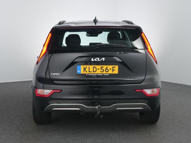 KIA e-Niro EV DynamicLine 64.8 kWh | SOH 97.5% | Winterpakket | Trekhaak | Camera |