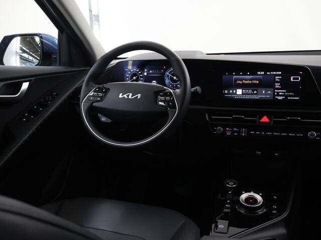 KIA e-Niro EV Light Advanced 64.8 kWh | Stoel / Stuurwielverwarming | Navigatie | Parkeercamera | Cruise Control Adaptief |