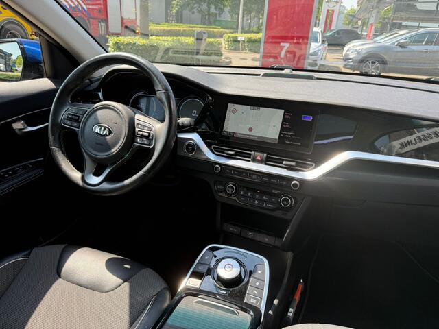 KIA e-Niro DynamicPlusLine 64 kWh | Adapt Cruise | Schuif/kantel dak | Apple/Android Carplay |