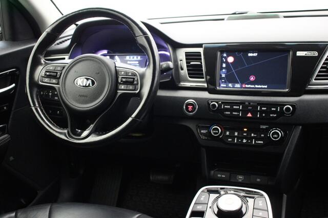 KIA e-Niro ExecutiveLine 64 kWh - Carplay, Camera, Leer, Memory, Trekhaak, Stoelverw.