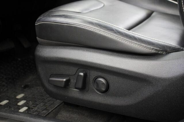KIA e-Niro ExecutiveLine 64 kWh - Carplay, Camera, Leer, Memory, Trekhaak, Stoelverw.