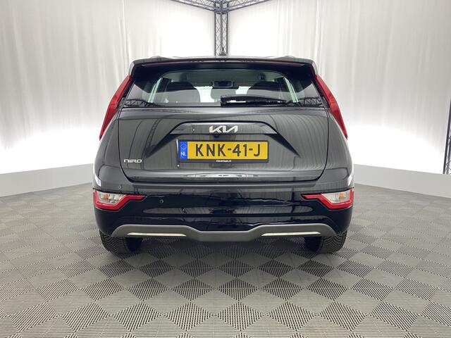 KIA e-Niro EV Edition Advanced 64.8 kWh Apple carplay | Camera | Navi | Adaptieve cruise | Stoel- en stuurverwarm.