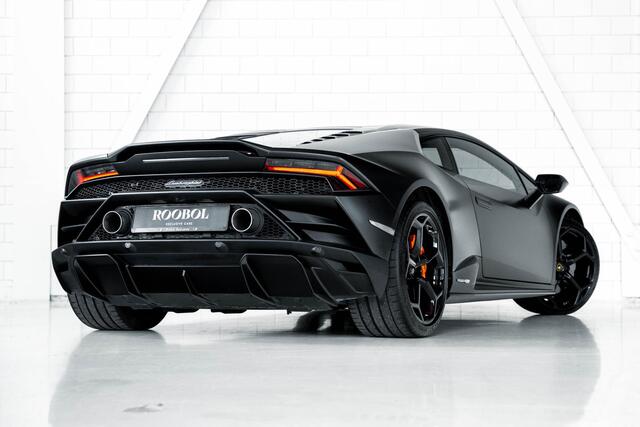 Lamborghini Huracán EVO RWD l Hermes interior l Matte black Wrapping |