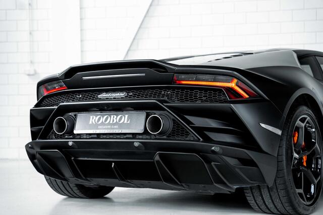 Lamborghini Huracán EVO RWD l Hermes interior l Matte black Wrapping |