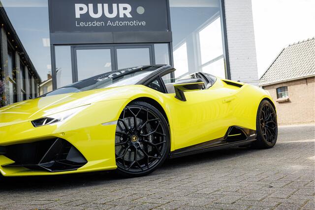 Lamborghini Huracán 5.2 V10 EVO Spyder NOVITEC Giallo Tenerife Lift - Sport Seats - Lamborghini Service Historie