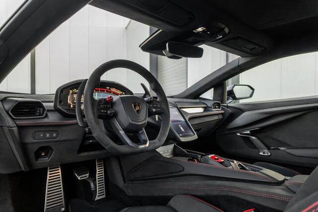 Lamborghini Revuelto - Nero Helene - Full Matte PPF - Carbon interior
