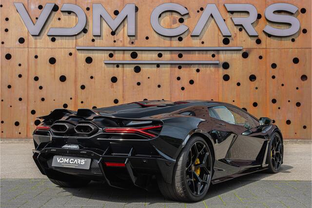Lamborghini Revuelto 6.5 V12 HPEV | Passengerdisp. | Corsa Tex | Carbon Int. | High Assistant |