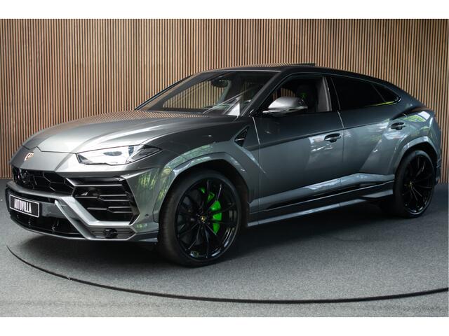 Lamborghini Urus 4.0 V8 HUD Panodak Leer ACC Ceramic Akrapovic Keyless 360 Camera B&O Massage Alcantara hemel Elektr. achterklep Elektr. verstelbare stoelen met memory Afneemb. trekhaak Softclose Achterasbesturing Elektr. verstelbare stuurwiel Navi Stoelverwarming voor &