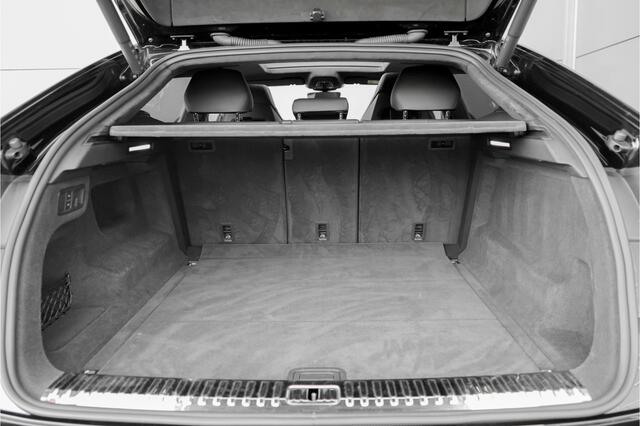 Lamborghini Urus 4.0 V8 Graphite Capsule Novitec Widebody Novitec Uitlaat HUD Pano Massage Ventilatie