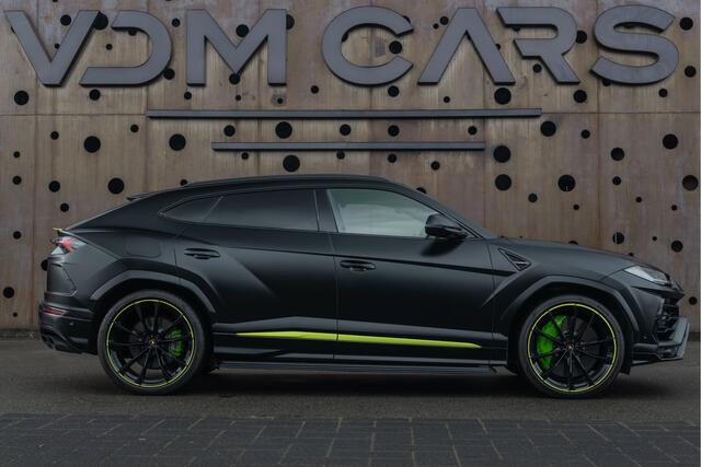 Lamborghini Urus 4.0 V8 Graphite Capsule | 4-Seat | Carbon | Nero Noctis Matt | Panorama | B&O | Night Vision | Massage |