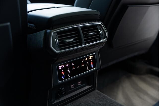 Lamborghini Urus 4.0 V8 Hybrid SE | Verde Hydra Matt | Interior Carbon Pack | 5Y Maintanance Pack