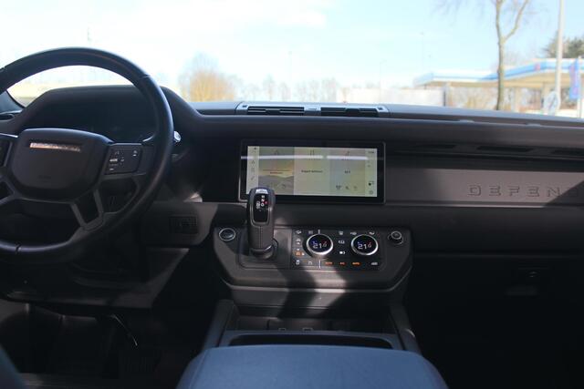 Land Rover DEFENDER 110 2.0 P400e 110 X-Dynamic S