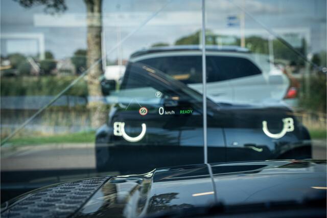 Land Rover DEFENDER 110 2.0 P300e 110 X-Dynamic HSE ** URBAN ** 22inch ** Towing ** Cold Climate Dakspoiler ** Side Vents