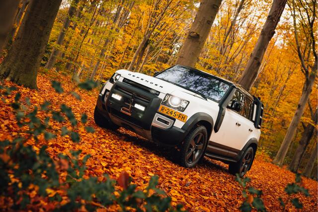 Land Rover DEFENDER 110 2.0 P400e 110 SE