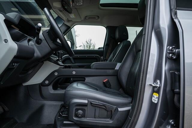 Land Rover DEFENDER 2.0 P400e 110 X-Dynamic SE | Panorama | Luchtvering | 360 ° | Ventilatie | BTW | 20 Inch |