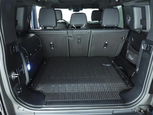 Land Rover DEFENDER 110 2.0 P300e 110 S | Dakladder | LED lightbar | 360 cam