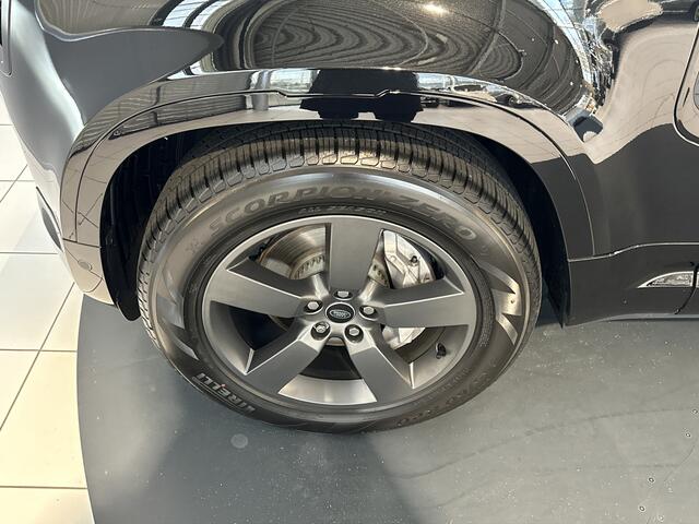 Land Rover DEFENDER 110 P300e 110 X-Dynamic SE | Panoramadak | Trekhaak