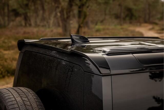 Land Rover DEFENDER 110 2.0 P300e 110 X-Dynamic HSE HUD 22inch 5 jaar garantie