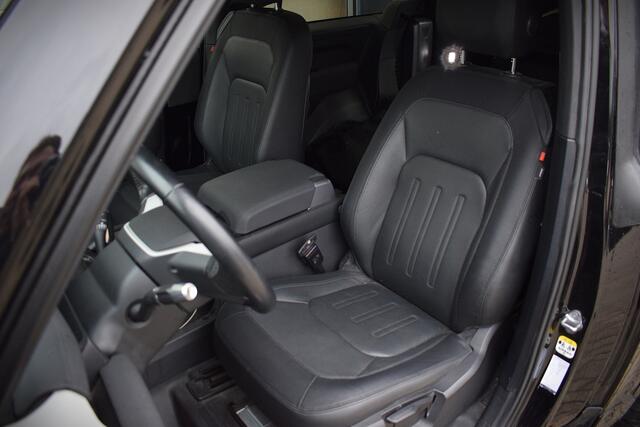 Land Rover DEFENDER Hard Top 3.0 D200 90 MHEV X-Dynamic S Grijs kenteken | Roofrack | 360° Camera | 22 inch | Nieuwe banden!