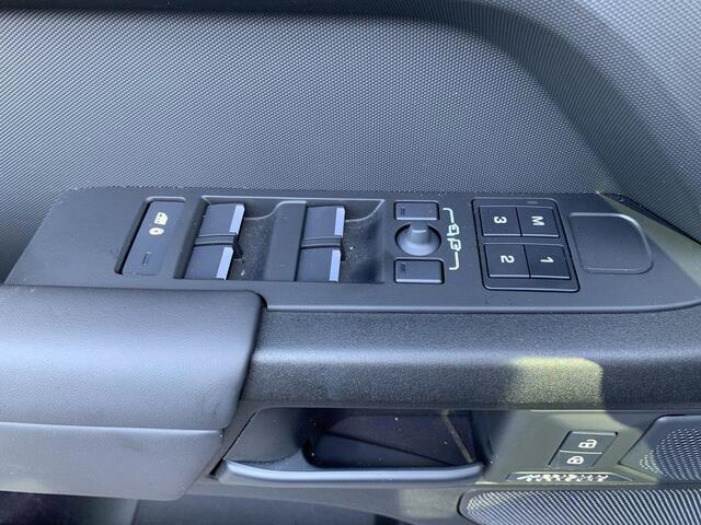 Land Rover DEFENDER 110 4.4 P635 110 Octa