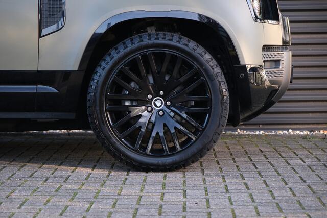 Land Rover DEFENDER 3.0 D200 90 MHEV X-Dynamic SE | Grijs kenteken | Verstralers | 22'' Black Crow | Wrap |