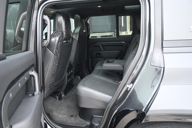 Land Rover DEFENDER 110 4.4 P635 Octa Edition One