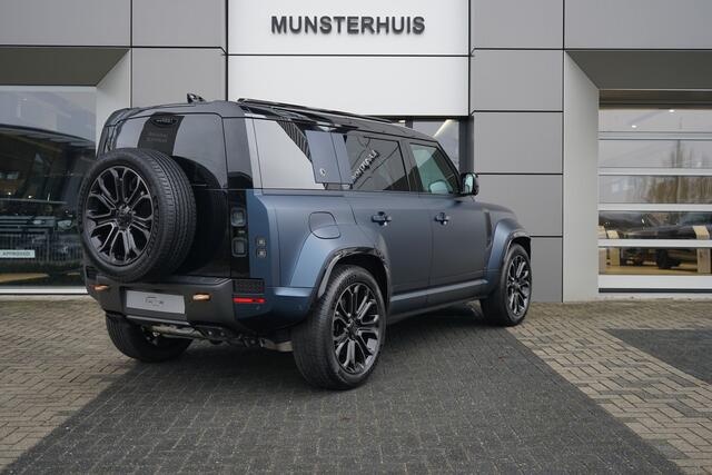 Land Rover DEFENDER 110 4.4 P635 110 Octa | Elektrische trekhaak | Chopped Carbon | Koelvak |