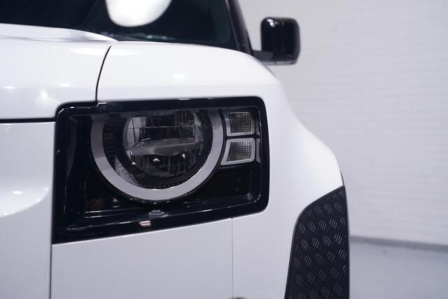 Land Rover DEFENDER 3.0 D250 Grijs Kenteken 3-Zits Lang, Front Runner Dakdrager, 360 Camera, Navi, Trekhaak 3.500 kg