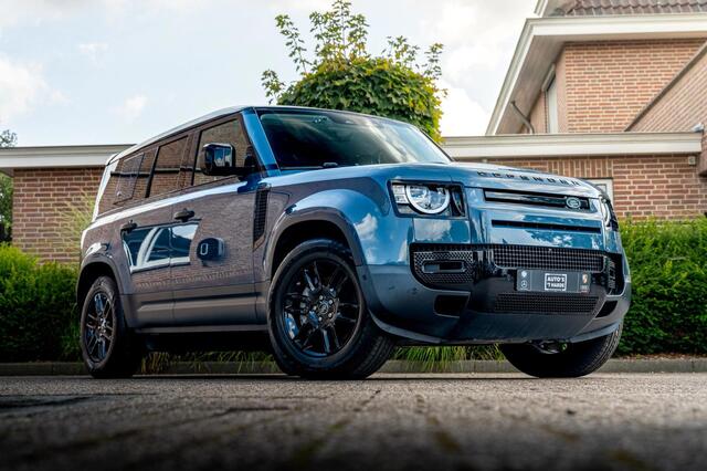 Land Rover DEFENDER 110 3.0 P400 110 X-Dynamic S 5 Persoons Luchtvering Trekhaak LED Camera Urban 19''